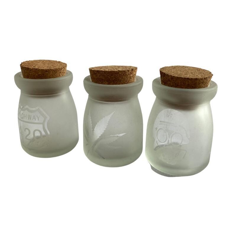 SMALL JARD WITH CORK TOP